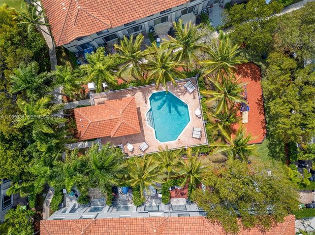 7802 Catalina Circle, Tamarac, FL 33321
