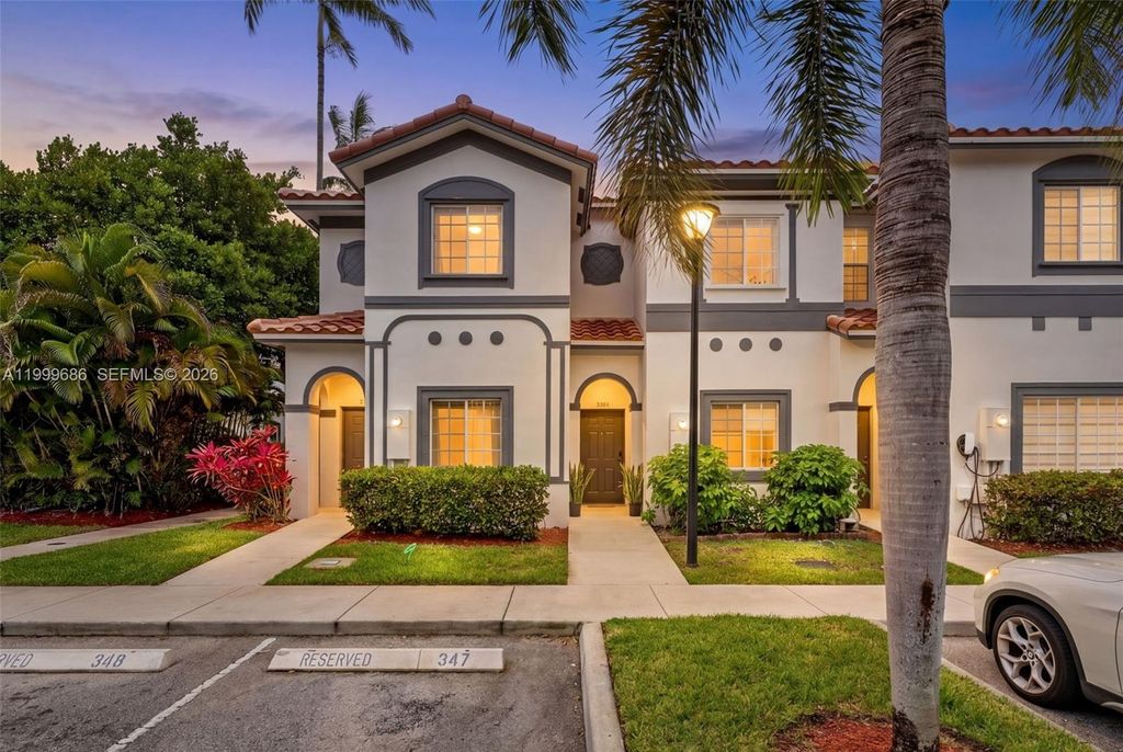 7802 Catalina Circle, Tamarac, FL 33321