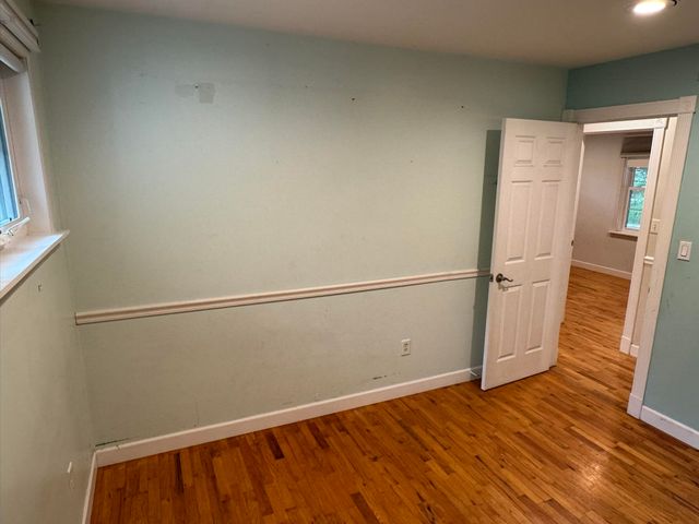 6393 Center Road, Peninsula Twp, MI 49686