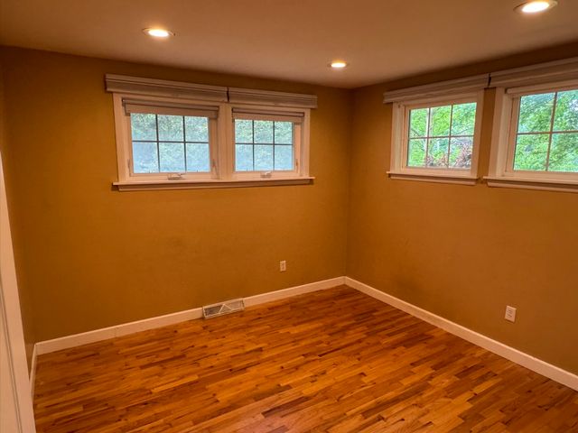 6393 Center Road, Peninsula Twp, MI 49686