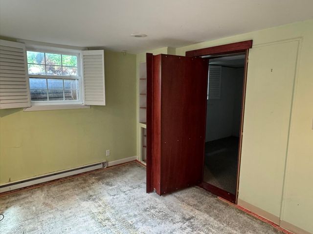 6393 Center Road, Peninsula Twp, MI 49686