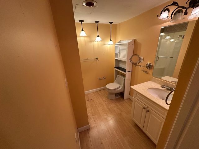 6393 Center Road, Peninsula Twp, MI 49686