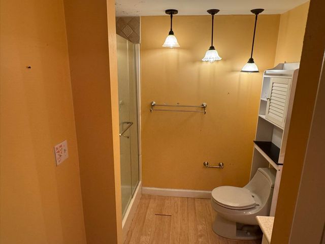 6393 Center Road, Peninsula Twp, MI 49686