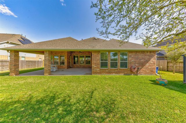 4703 Eagle Cove Lane, League City, TX 77573