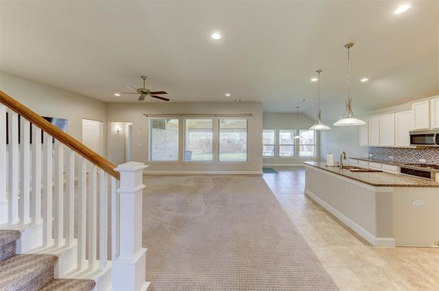 4703 Eagle Cove Lane, League City, TX 77573