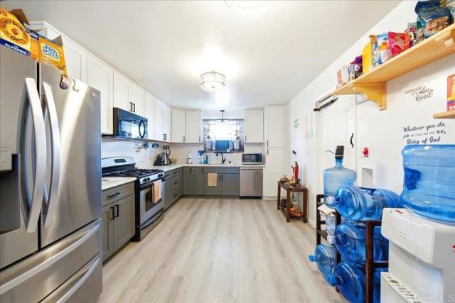 1475 Lily Avenue, El Cajon, CA 92021