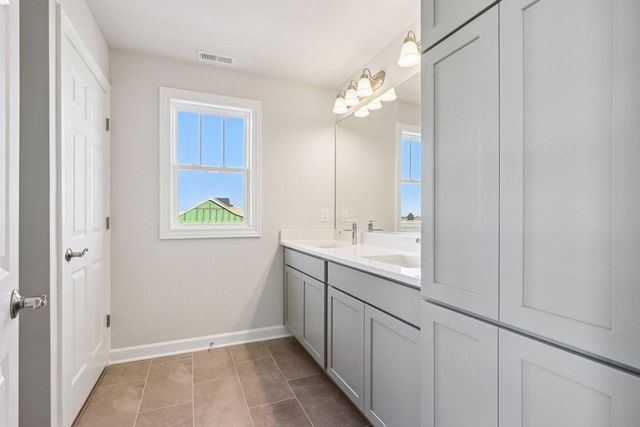 3969 Whiting STREET, Delavan, WI 53115