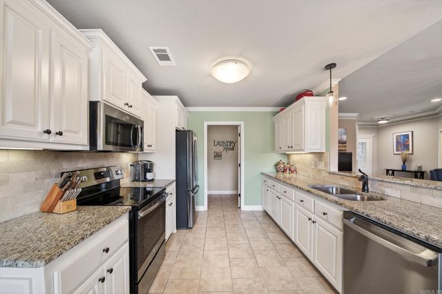 13 Marlin Drive, Austin, AR 72007