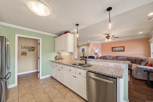 13 Marlin Drive, Austin, AR 72007