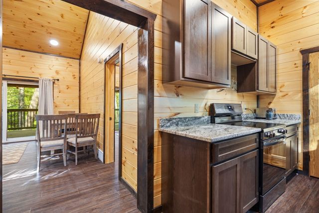 5 Ashland Camp Loop, Zoe, KY 41397