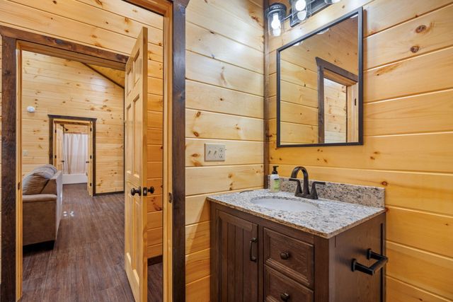 5 Ashland Camp Loop, Zoe, KY 41397