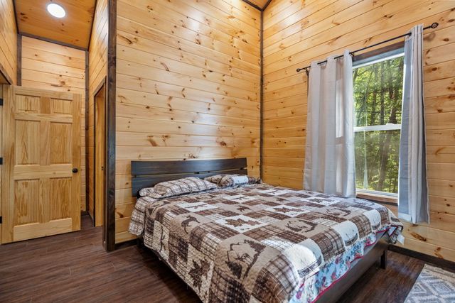 5 Ashland Camp Loop, Zoe, KY 41397