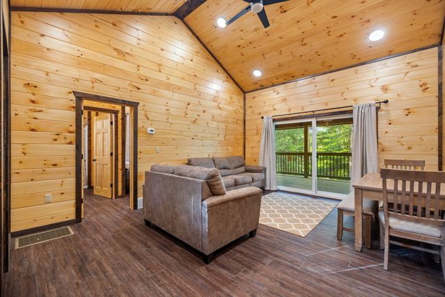 5 Ashland Camp Loop, Zoe, KY 41397