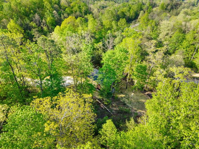 5 Ashland Camp Loop, Zoe, KY 41397
