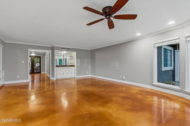 6005 PINO REAL Drive, El Paso, TX 79912