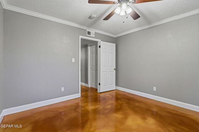 6005 PINO REAL Drive, El Paso, TX 79912