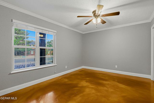 6005 PINO REAL Drive, El Paso, TX 79912