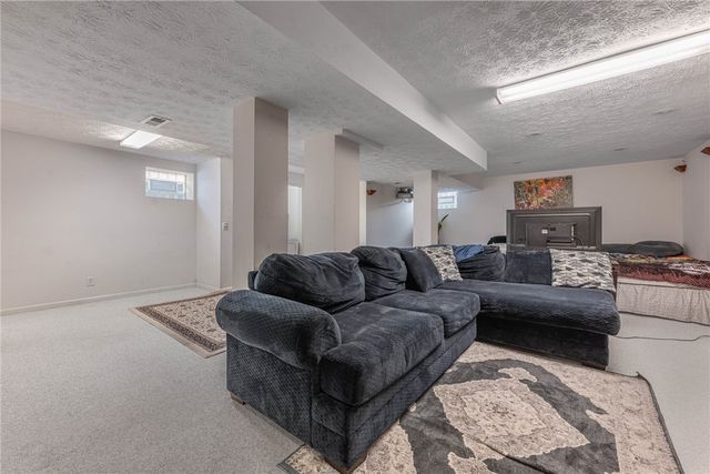 2258 Rosina Drive, Miamisburg, OH 45342