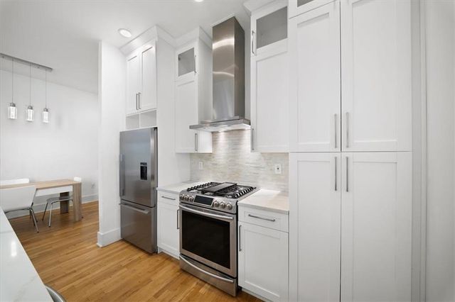 655 Mcgruder Street NE, Atlanta, GA 30312