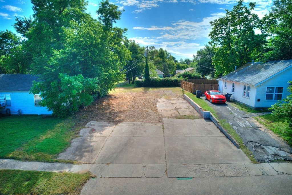 3720 N Peniel Avenue, Bethany, OK 73008