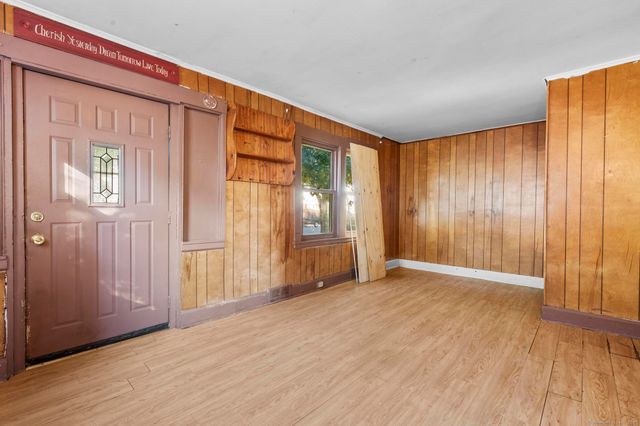 13 Edgewood Street, Bristol, CT 06010