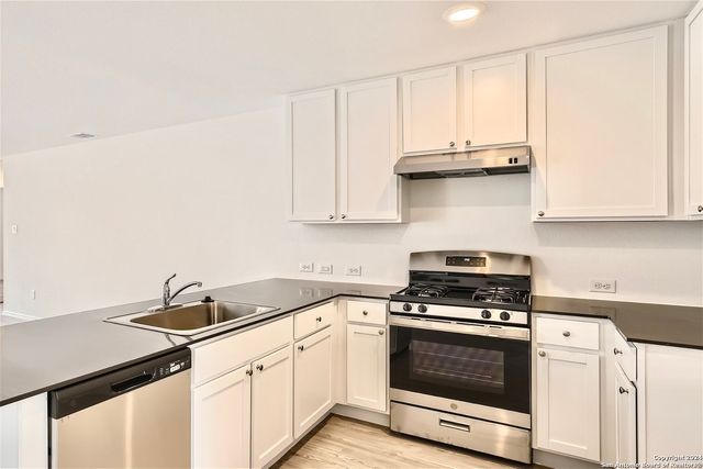 9843 carome mill, San Antonio, TX 78254