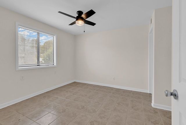 3555 Highway 544 Opas Apt 26C, Conway, SC 29526