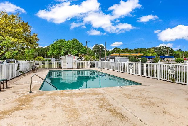 3555 Highway 544 Opas Apt 26C, Conway, SC 29526