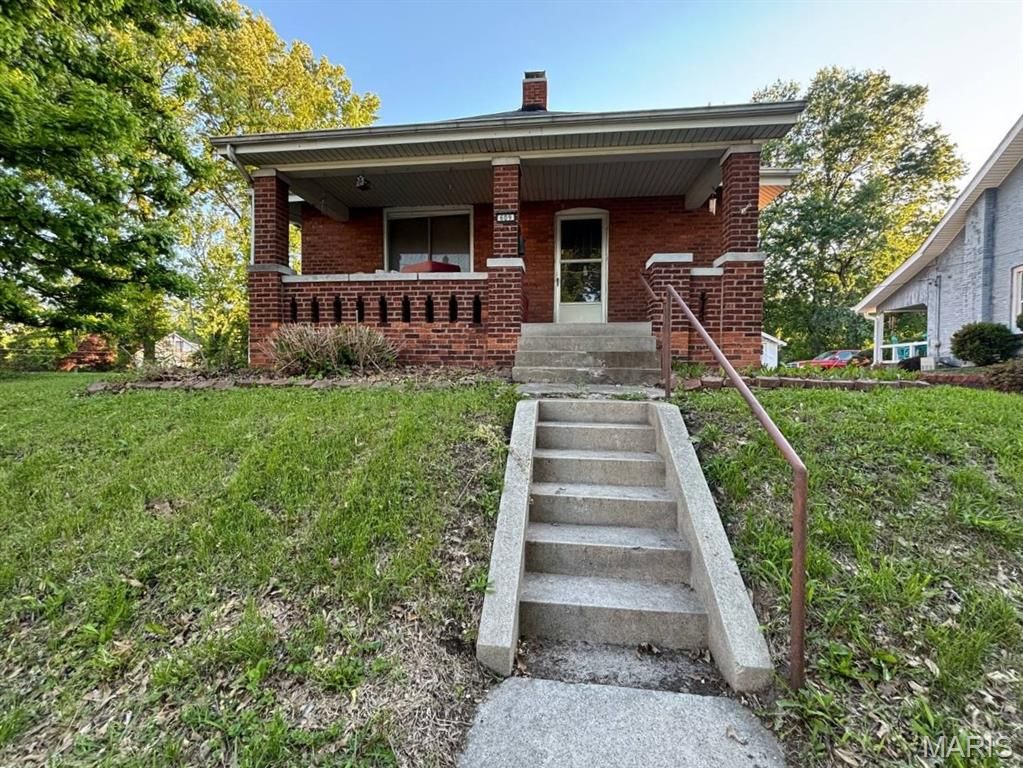 609 Mascoutah Avenue, Belleville, IL 62220