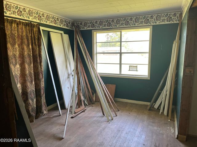 1906 Weeks Island Road, New Iberia, LA 70560