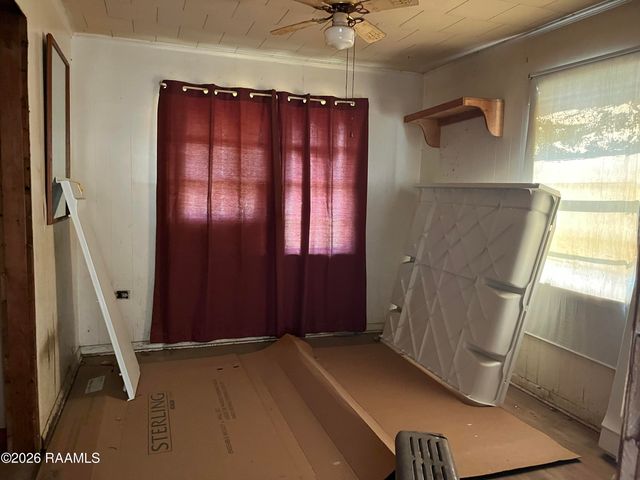 1906 Weeks Island Road, New Iberia, LA 70560