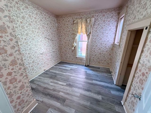 20 Ewing Street, Peru, IN 46970