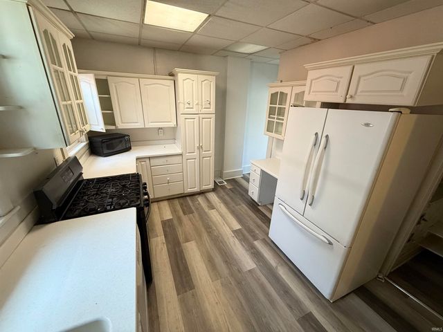 20 Ewing Street, Peru, IN 46970