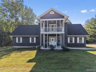 23721 Green Meadows, Warrenton, MO 63383