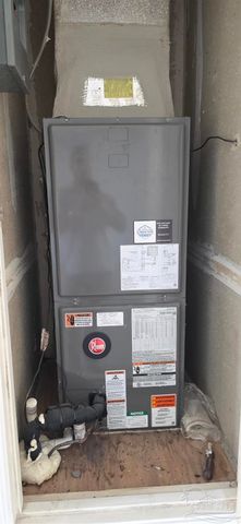 400 Peregrine Ct, Mary Esther, FL 32569