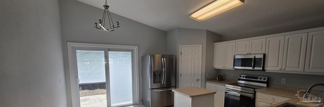 400 Peregrine Ct, Mary Esther, FL 32569