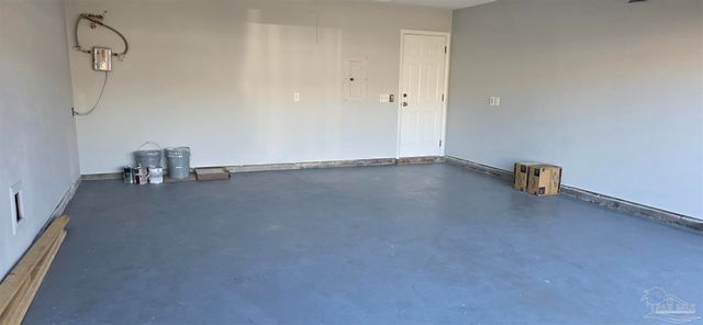 400 Peregrine Ct, Mary Esther, FL 32569