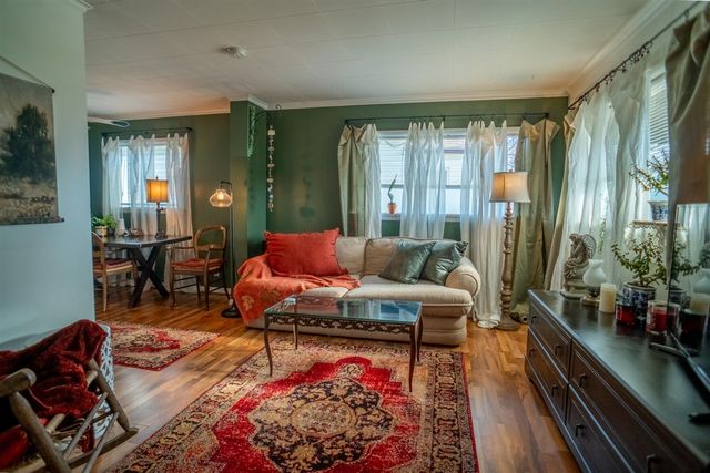 274 6th Avenue, Manistee, MI 49660