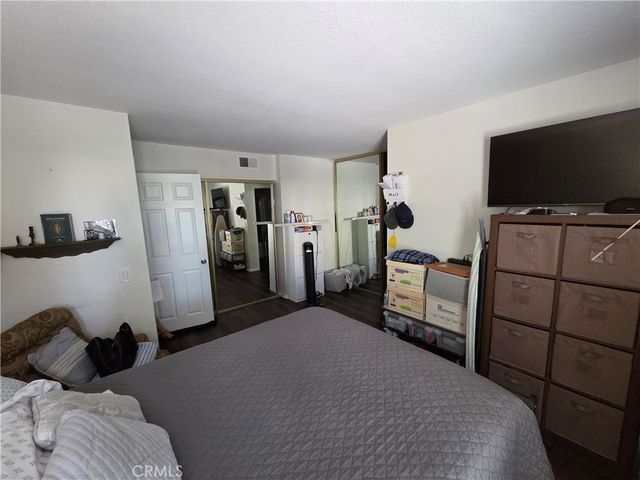 15213 Santa Gertrudes Avenue W106, La Mirada, CA 90638