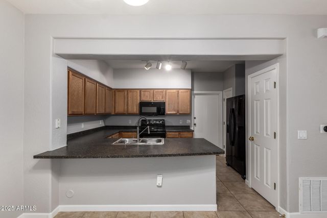 525 N MILLER Road 142, Scottsdale, AZ 85257