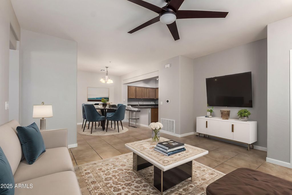 525 N MILLER Road 142, Scottsdale, AZ 85257