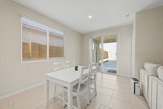 5609 S 23RD Drive, Phoenix, AZ 85041