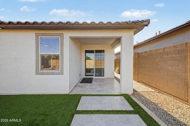 5609 S 23RD Drive, Phoenix, AZ 85041