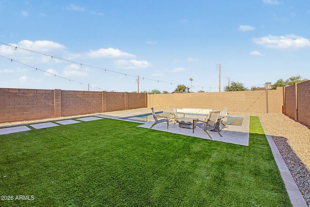 5609 S 23RD Drive, Phoenix, AZ 85041