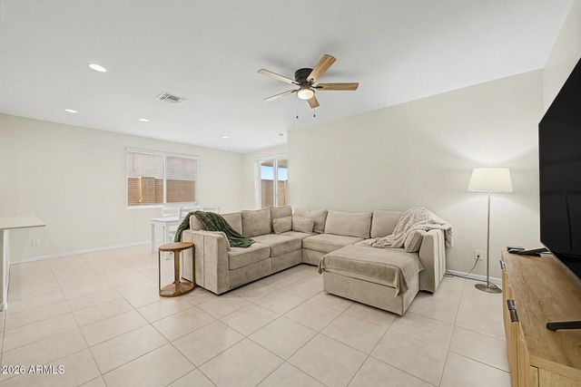 5609 S 23RD Drive, Phoenix, AZ 85041