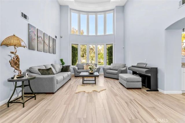 10811 Baile Avenue, Chatsworth, CA 91311