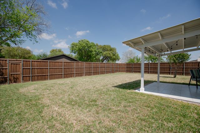 5302 Saddleback Road, Garland, TX 75043