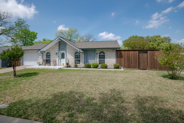 5302 Saddleback Road, Garland, TX 75043