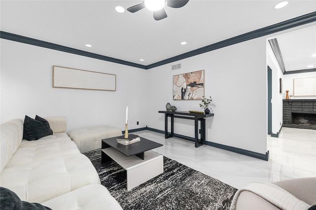 1752 Grasscreek, San Dimas, CA 91773