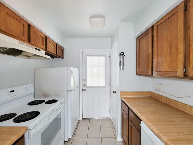 6202 Skyline 32, Houston, TX 77057